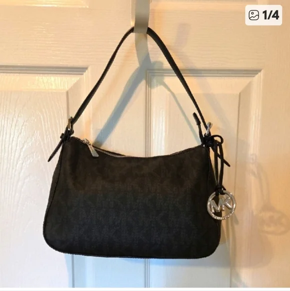 Michael Kors Shoulder Bag - Picture 1 of 4